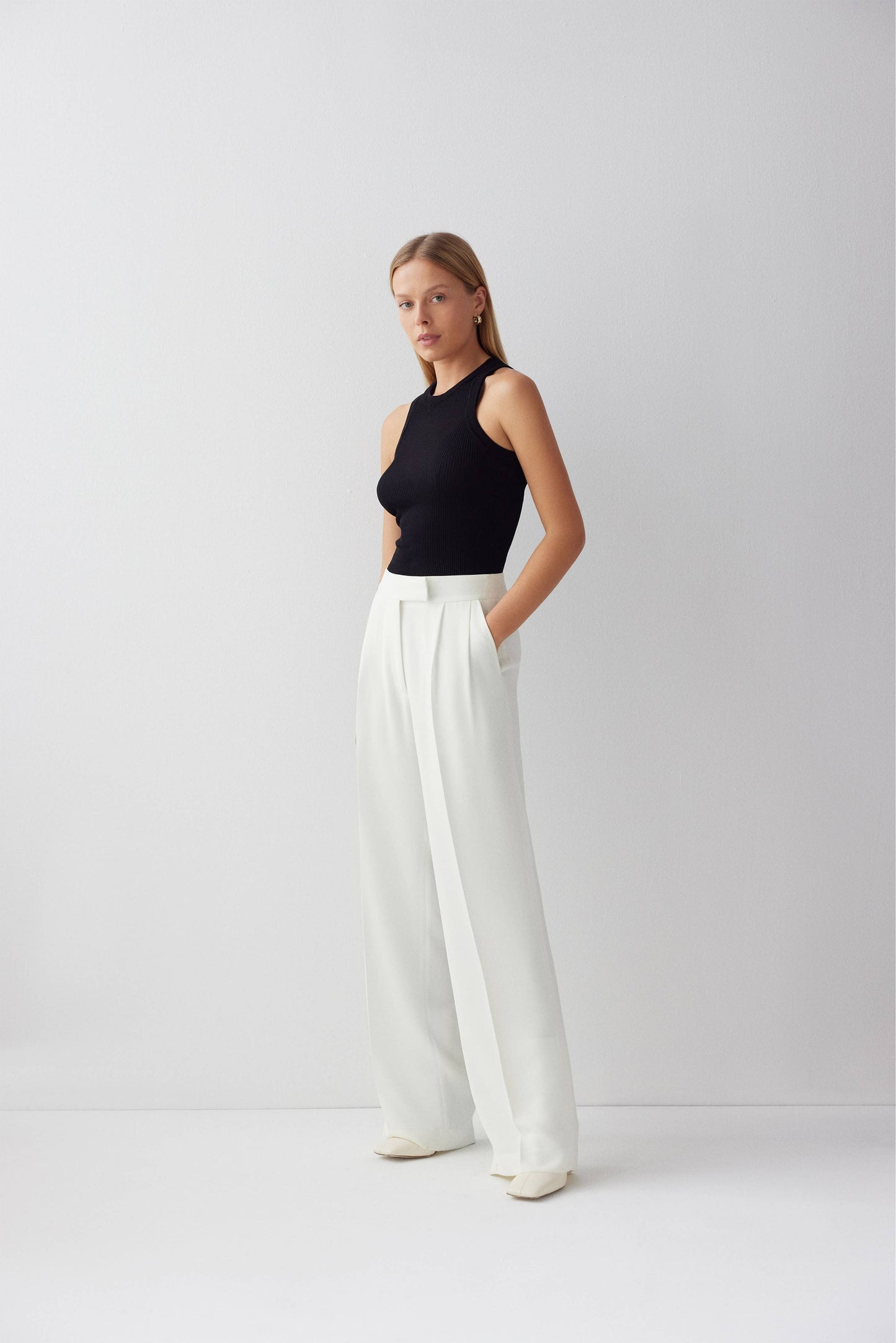 Essential High-Waisted Trousers