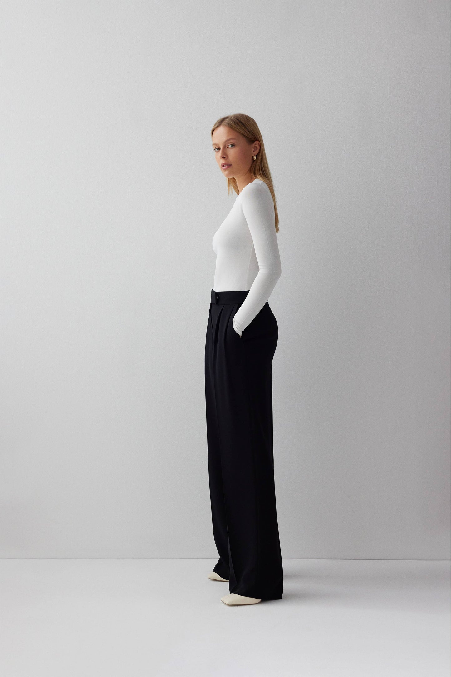 Essential High-Waisted Trousers