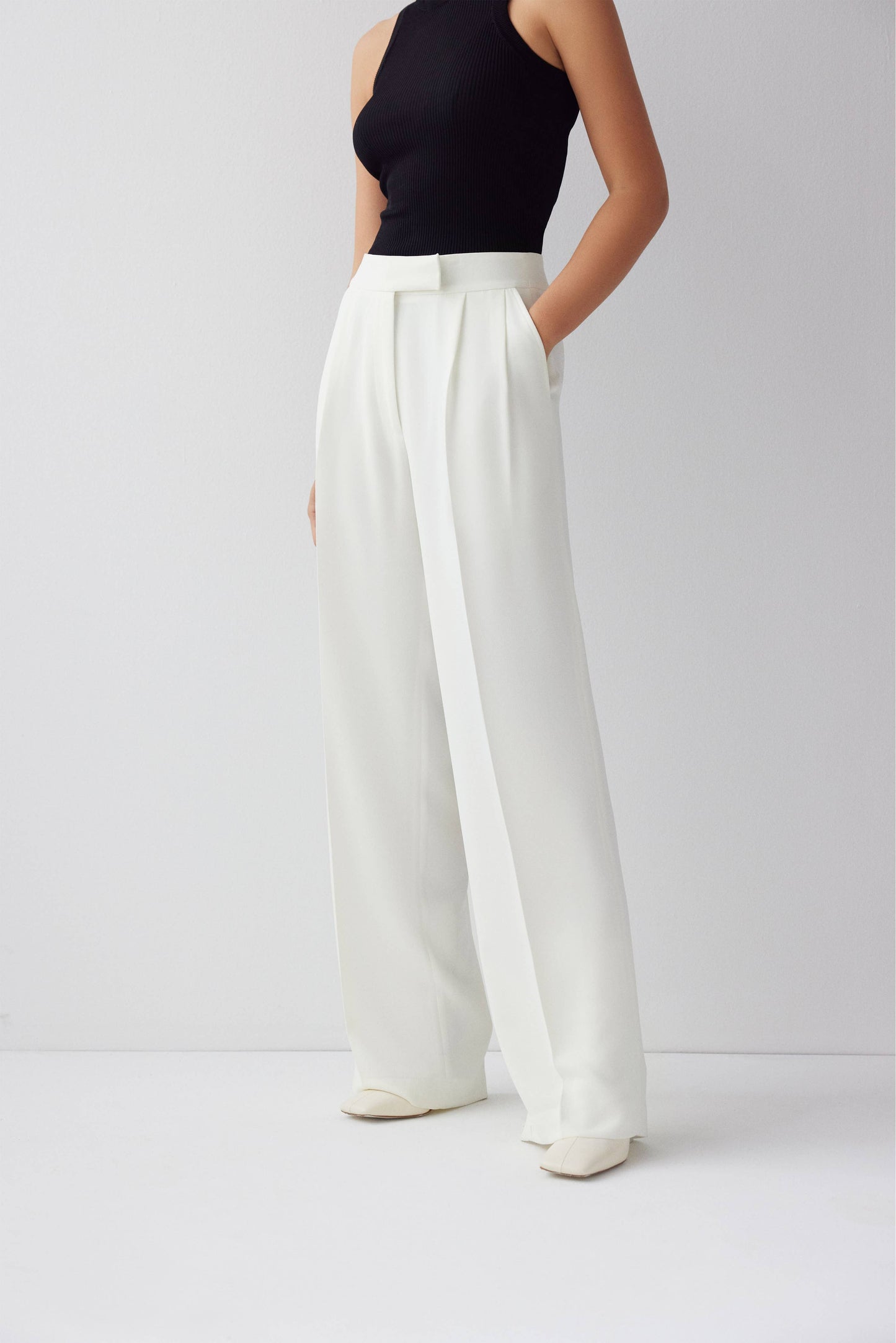 Essential High-Waisted Trousers