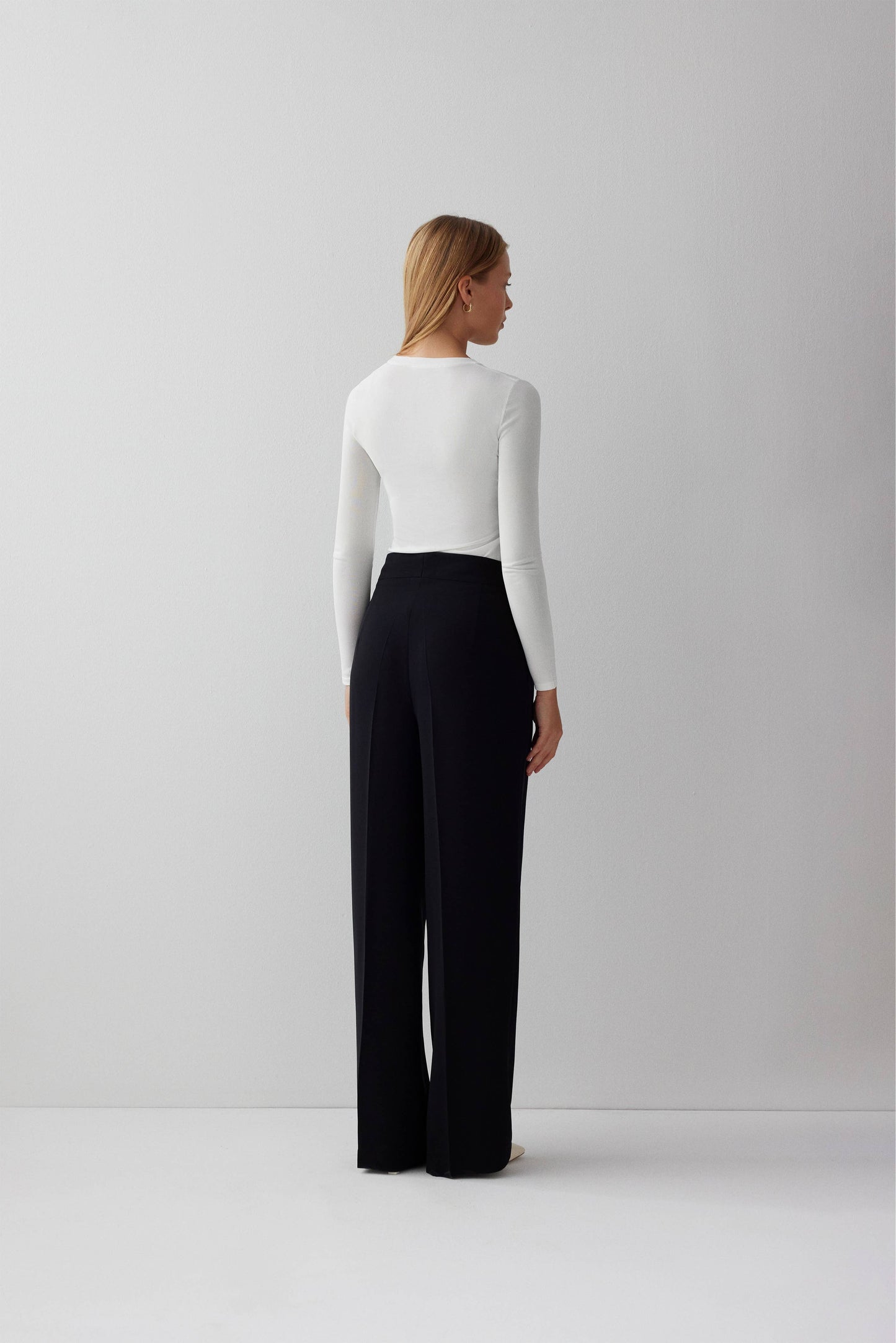 Essential High-Waisted Trousers