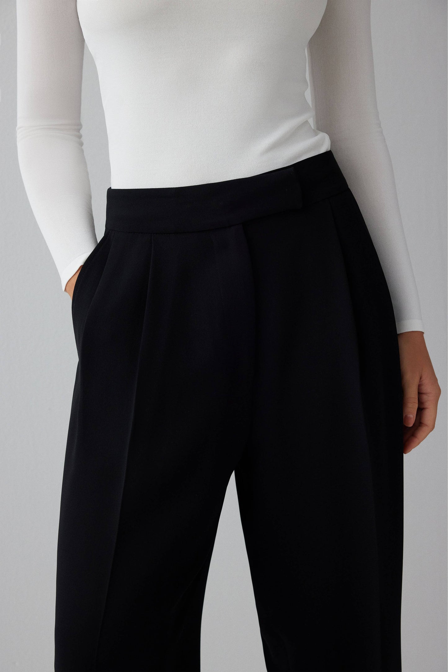 Essential High-Waisted Trousers