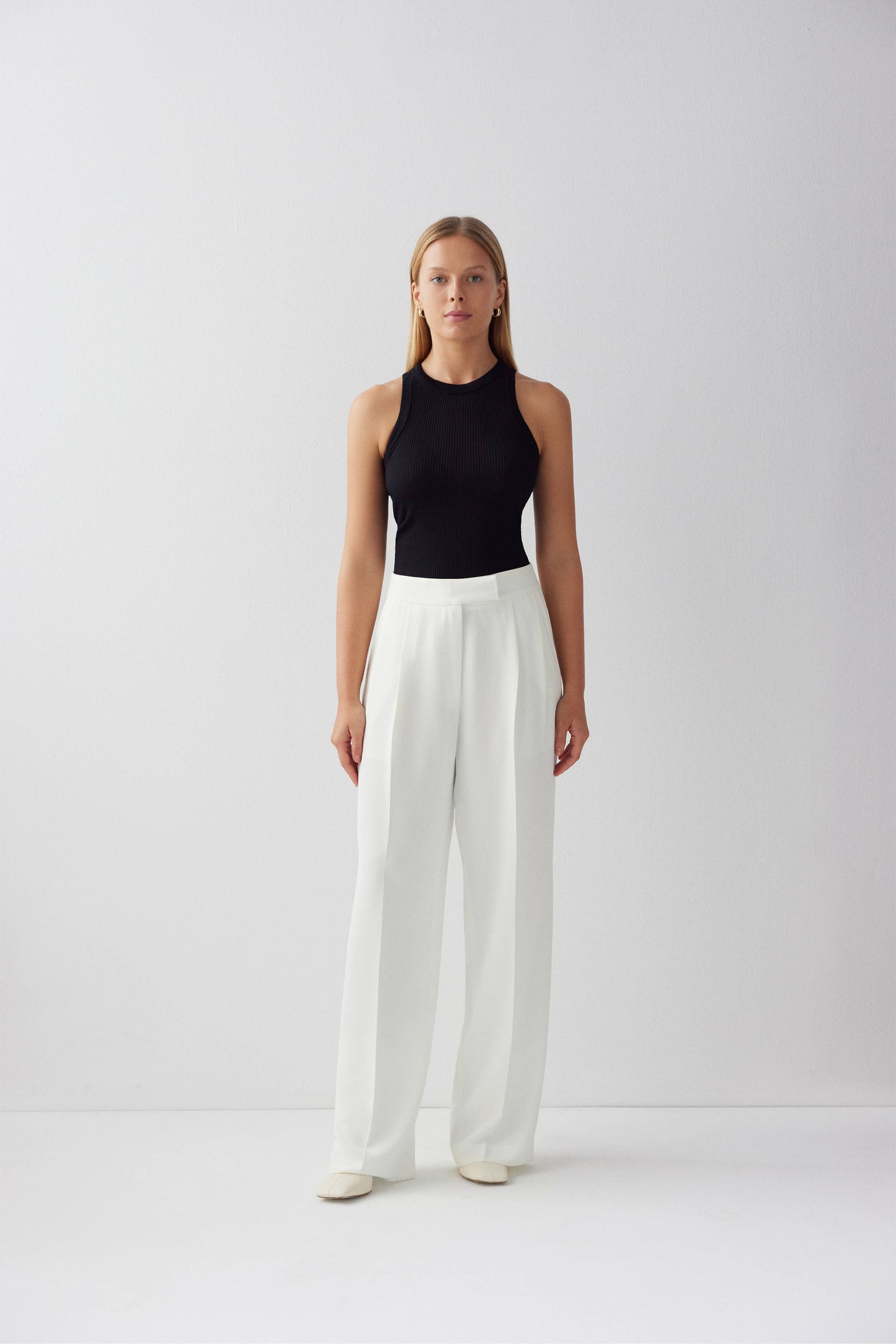 Essential High-Waisted Trousers