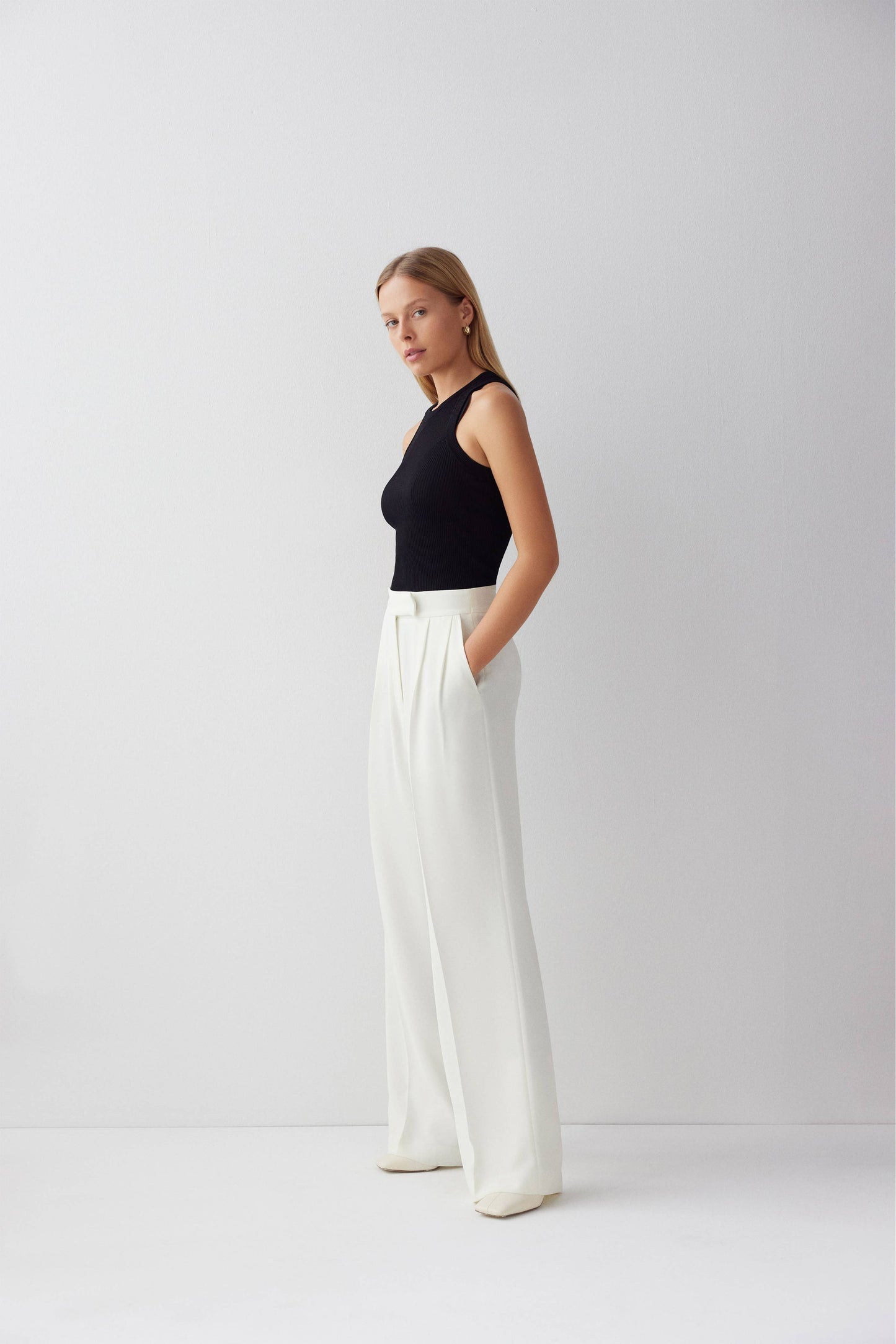 Essential High-Waisted Trousers